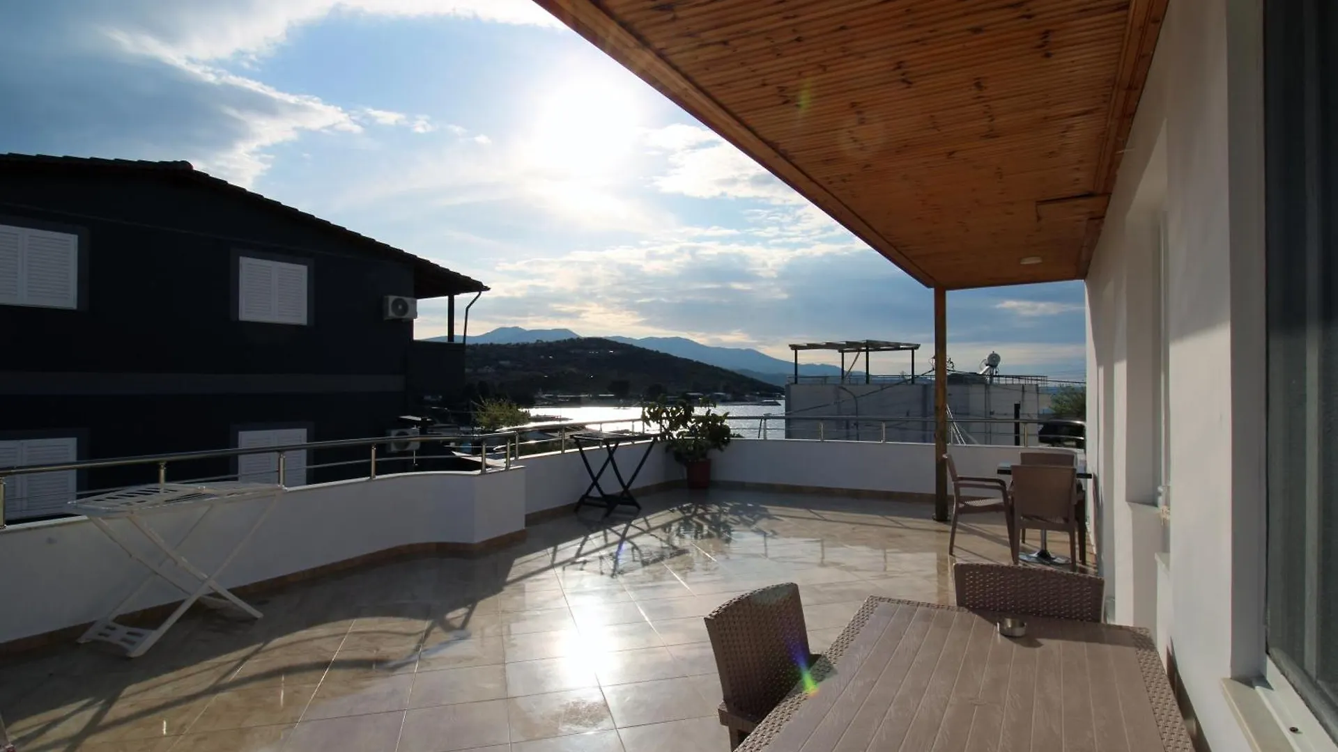 Seaside Vila Genti Pollo Ksamil Aparthotel