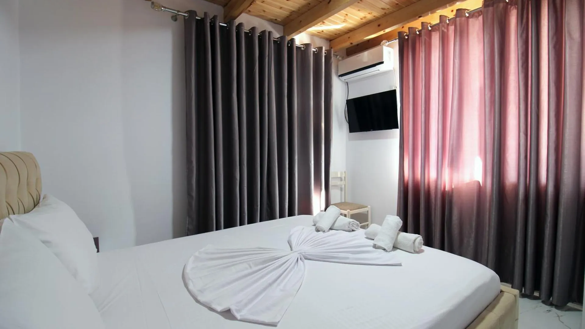 Seaside Vila Genti Pollo Ksamil Aparthotel